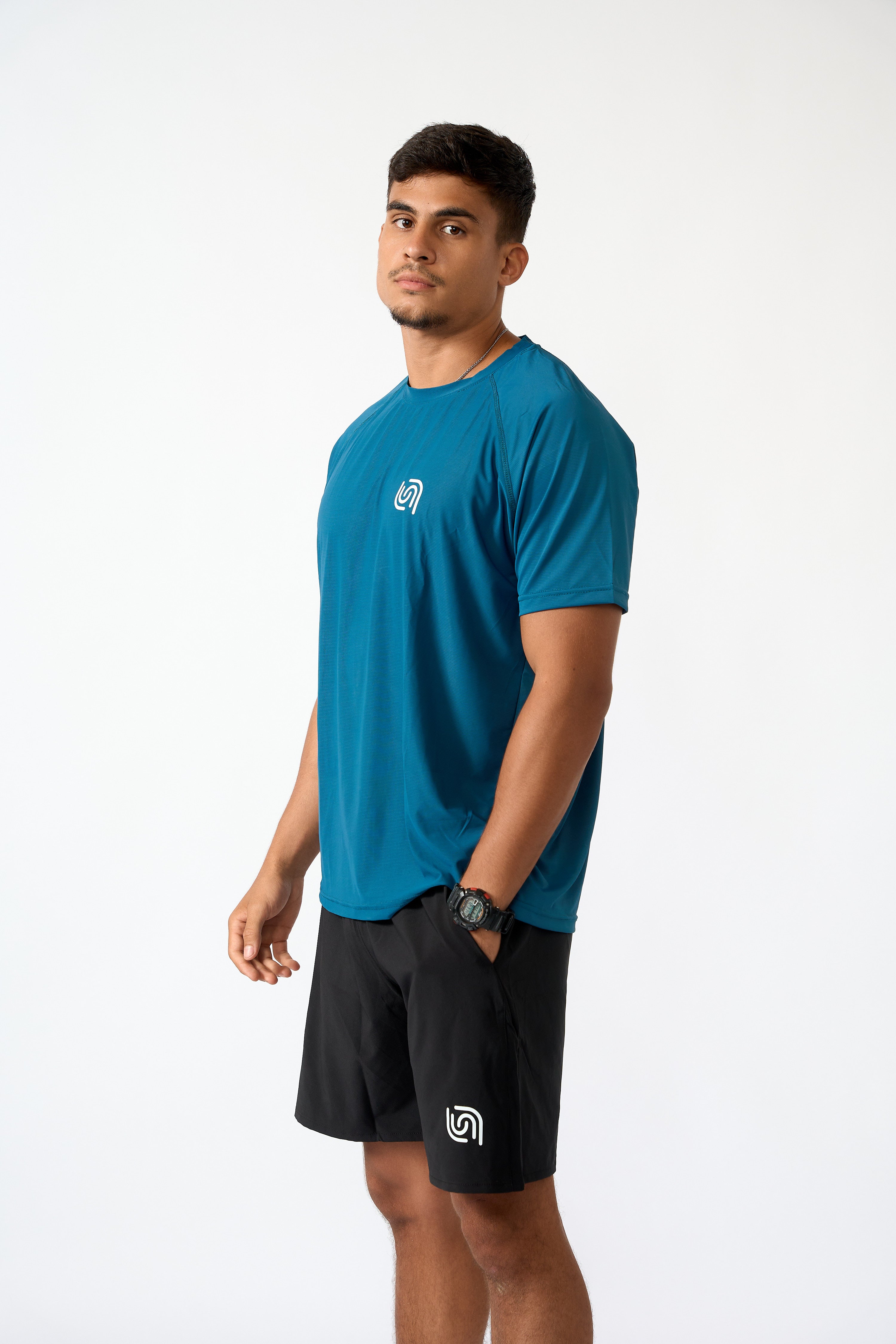 Men’s Essential T-Shirt