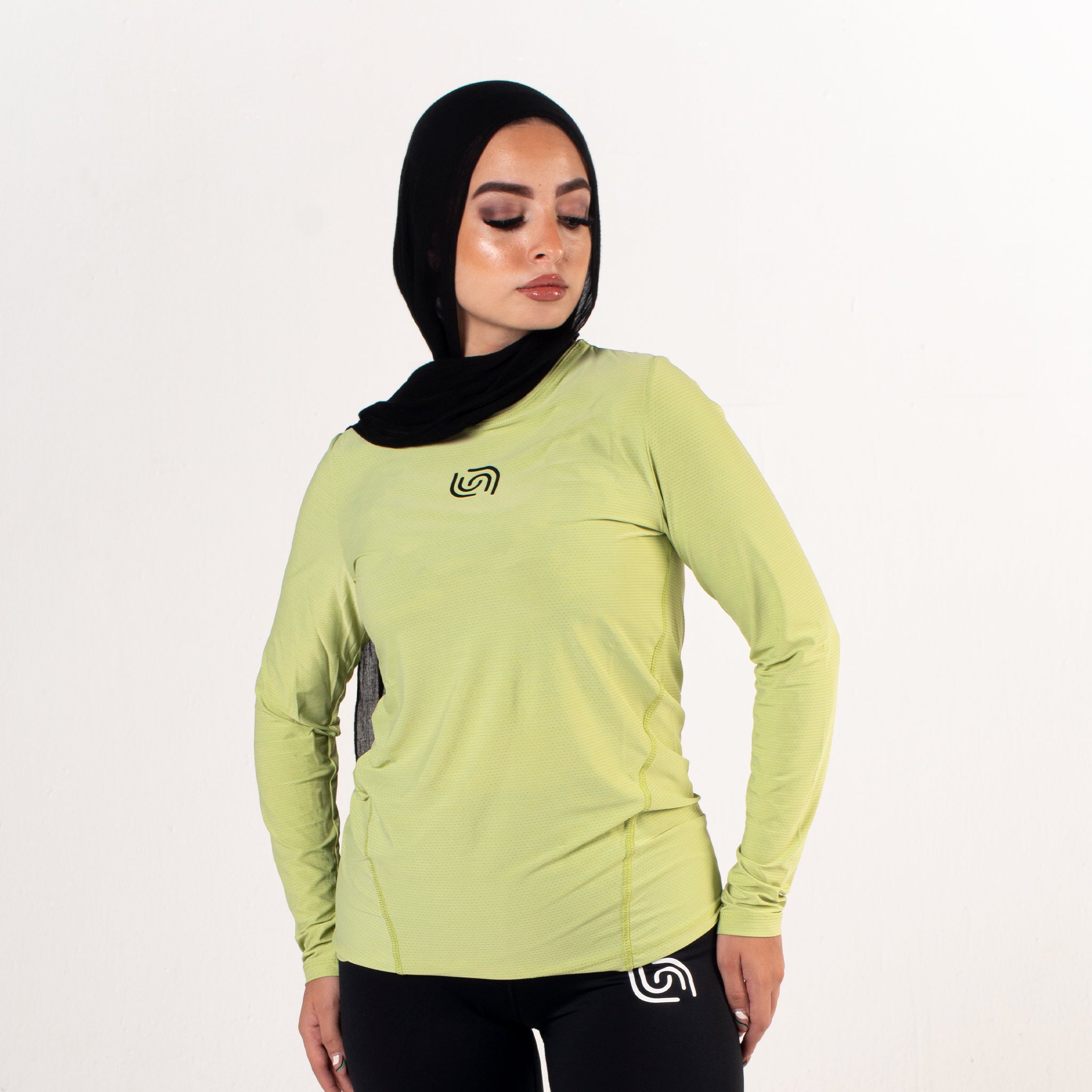 Women's Crew Neck Long Sleeve Top